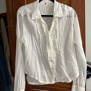 Free People Woman’s Shirt.